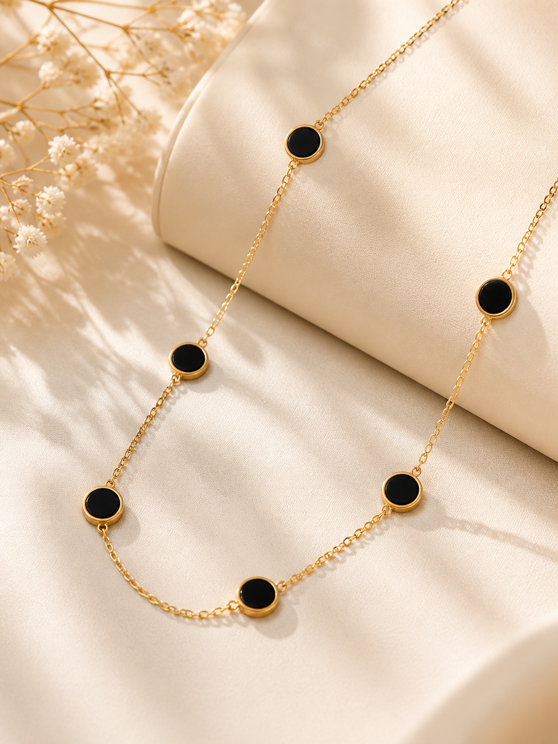 Elegant Black Stone Gold Chain Necklace for Women