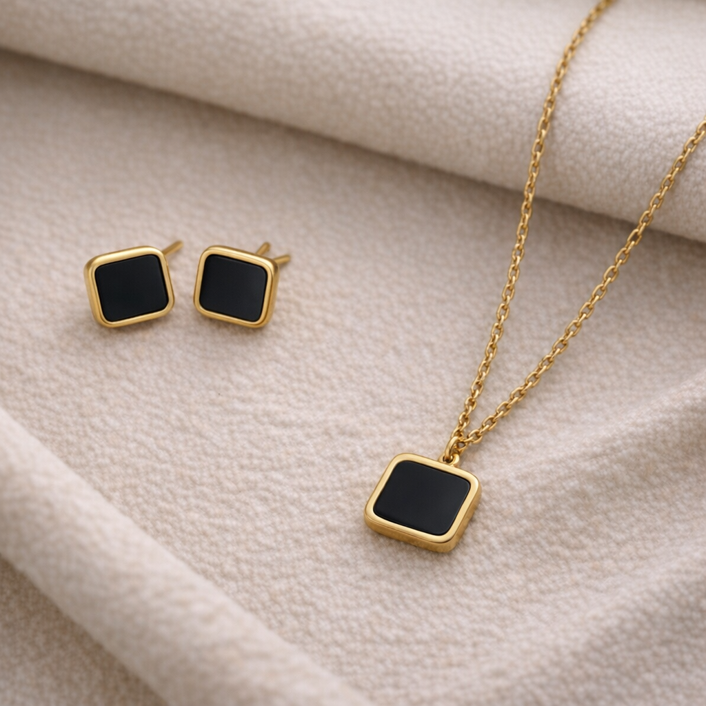 Midnight Onyx & Gilded Clover Pendant Necklace and Stud Set