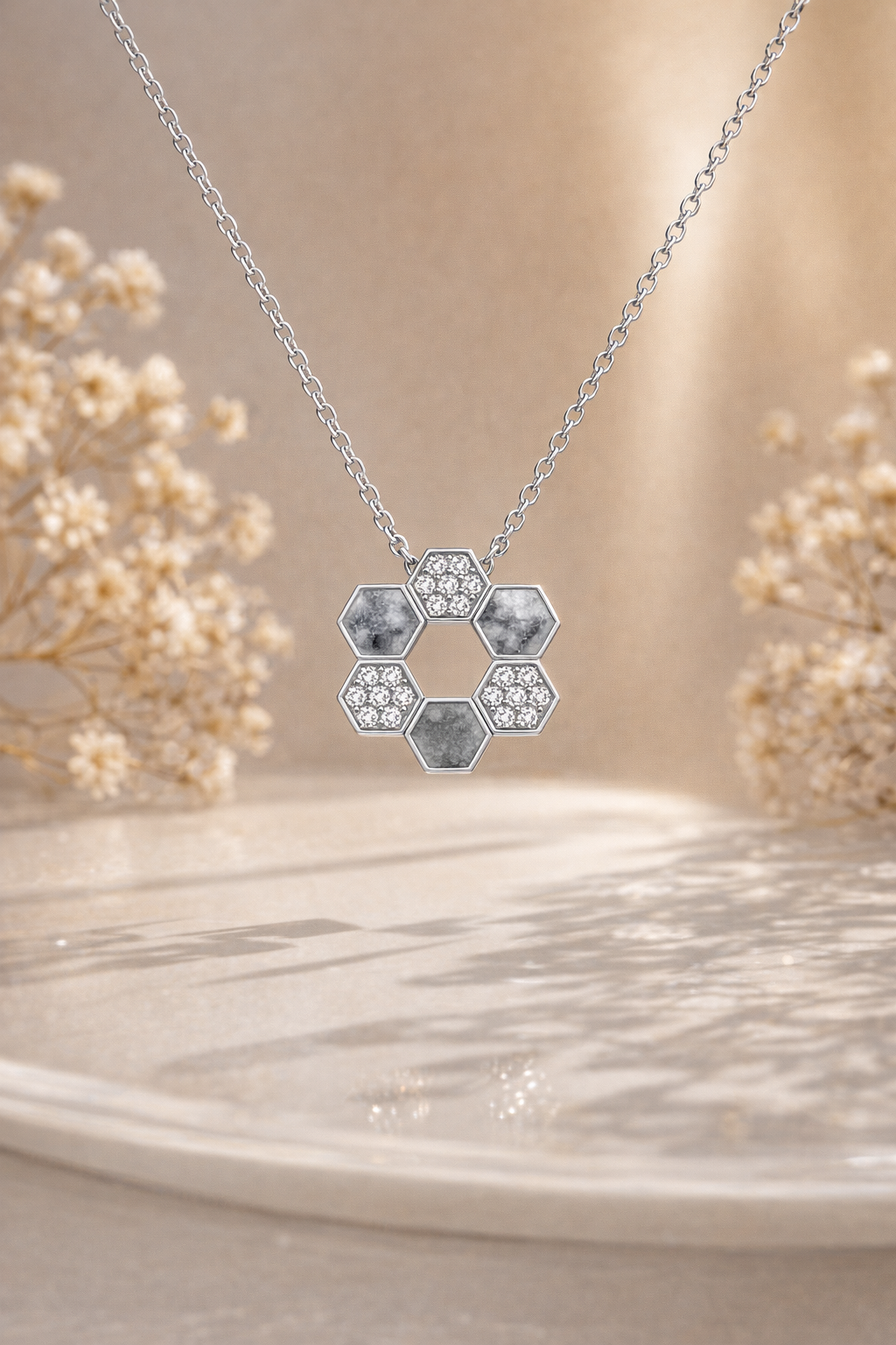 Geometric Hexagon Crystal Pendant Necklace – Silver Elegance